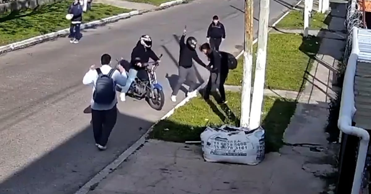 La Justicia de La Matanza busca a dos motochorros que asaltaron a alumnos con autismo en González Catán
