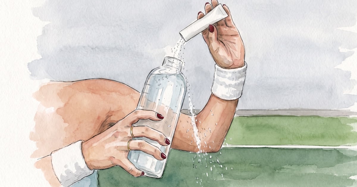 Cuando la sed no alcanza: por qué una bebida deportiva no es lo mismo que una pastilla de sales