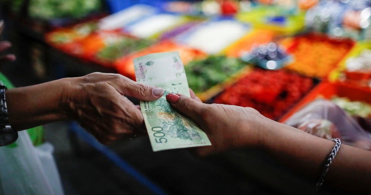 La mesa vuelve a incendiarse:Analytica y EconViews ya señalan hasta un 2% de inflación en septiembre