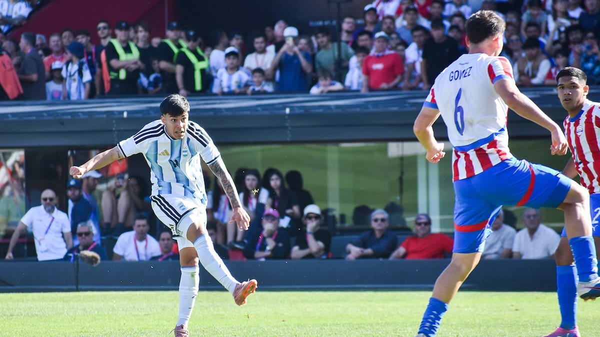 Cero a cero, la noche en que Rosario se quedó con la sangre en el ojo y el gol en la garganta
