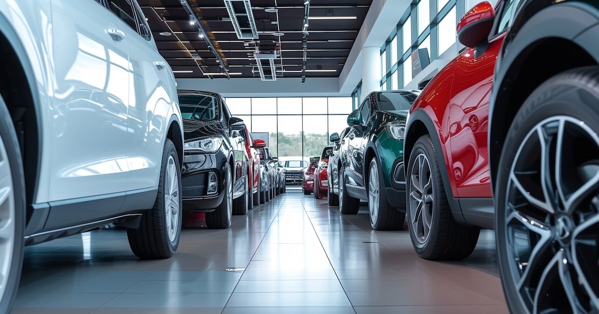 En el arranque de la recta final del año, el mercado de autos 0 km se vende con promesas y no termina de convencer