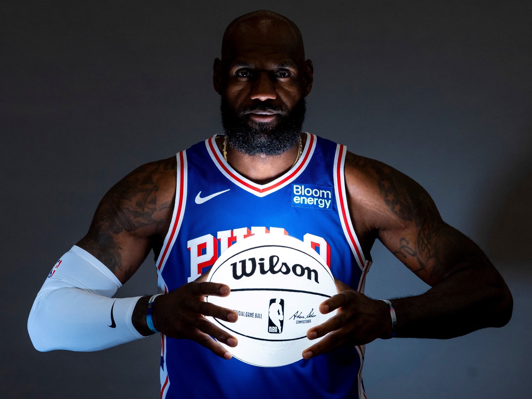 LeBron se muda al frío: el Rey eligió Filadelfia y va por la quinta