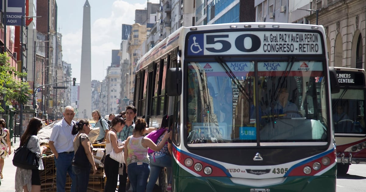 Desde octubre, el boleto mínimo de colectivo costará $920,48: el bolsillo porteño vuelve a quedar bajo la lupa