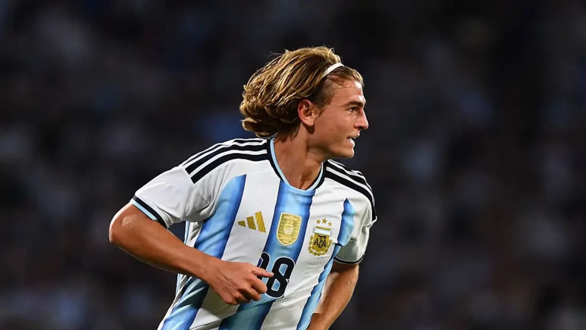 La Scaloneta se sacude el frío cordobés con dos goles y un debut que ilusiona