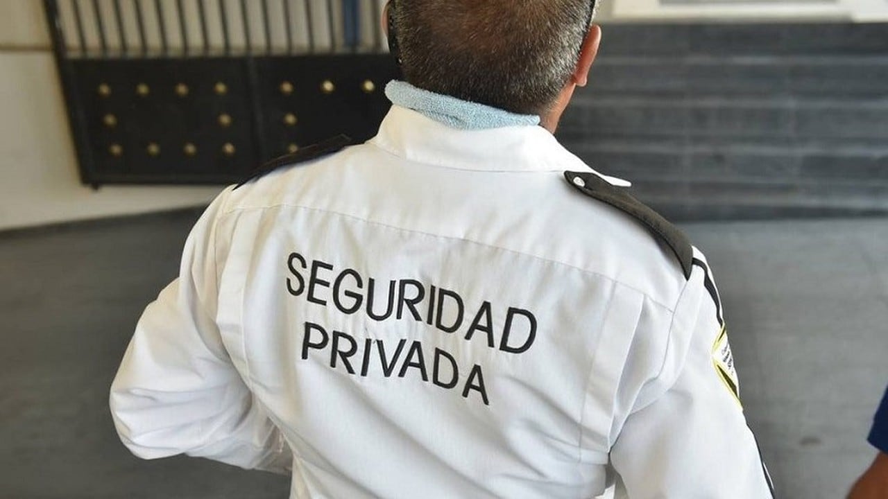Sueldo de vigilador privado en octubre: el total conformado roza los $1.838.200 y promete llegar a $1.930.000 en diciembre