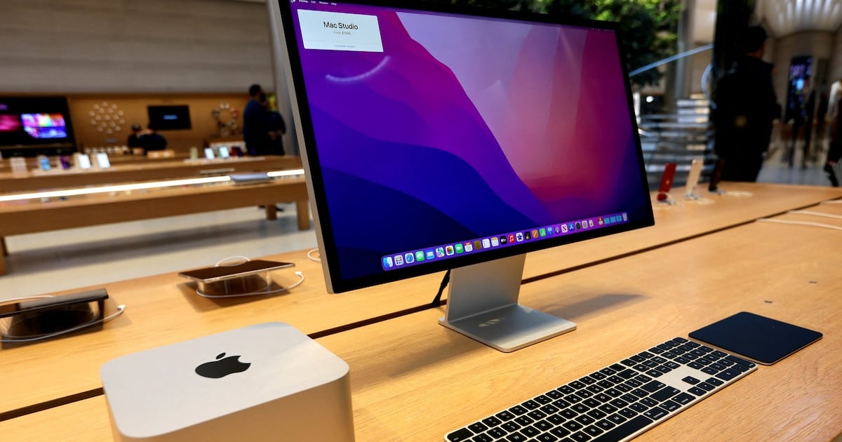 RemoveMacAI: una utilidad para borrar hasta 12 GB de modelos de Apple Intelligence en una Mac