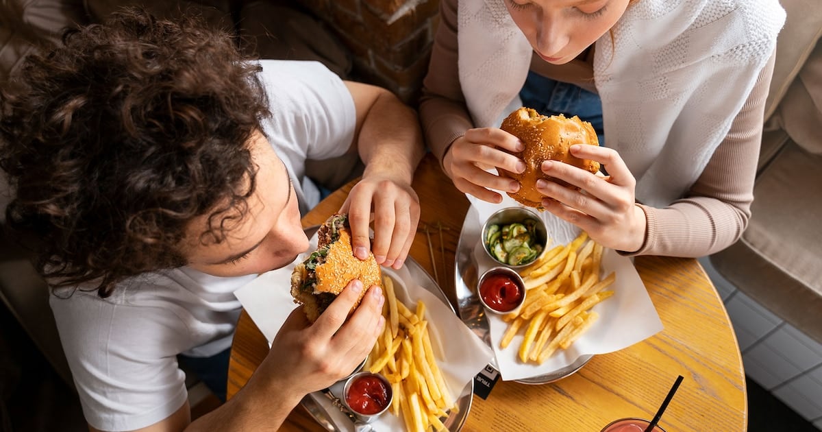 Un almuerzo de 300 calorías y una pregunta que todavía no tiene respuesta: por qué dos platos tan parecidos le hacen cosas distintas al cuerpo