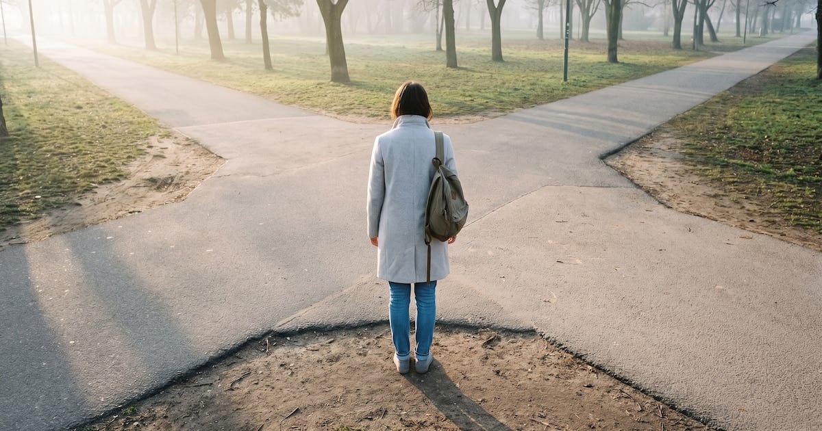 Elegir la vida propia: el ejercicio de dos preguntas que desnuda qué decisiones son tuyas y cuáles heredaste
