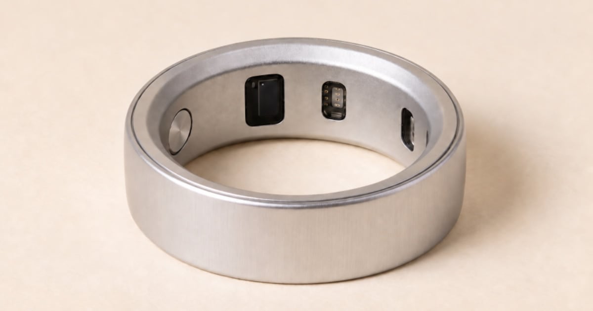 Interface, el anillo de 99 dólares que pone a cinco asistentes de inteligencia artificial al alcance de un dedo