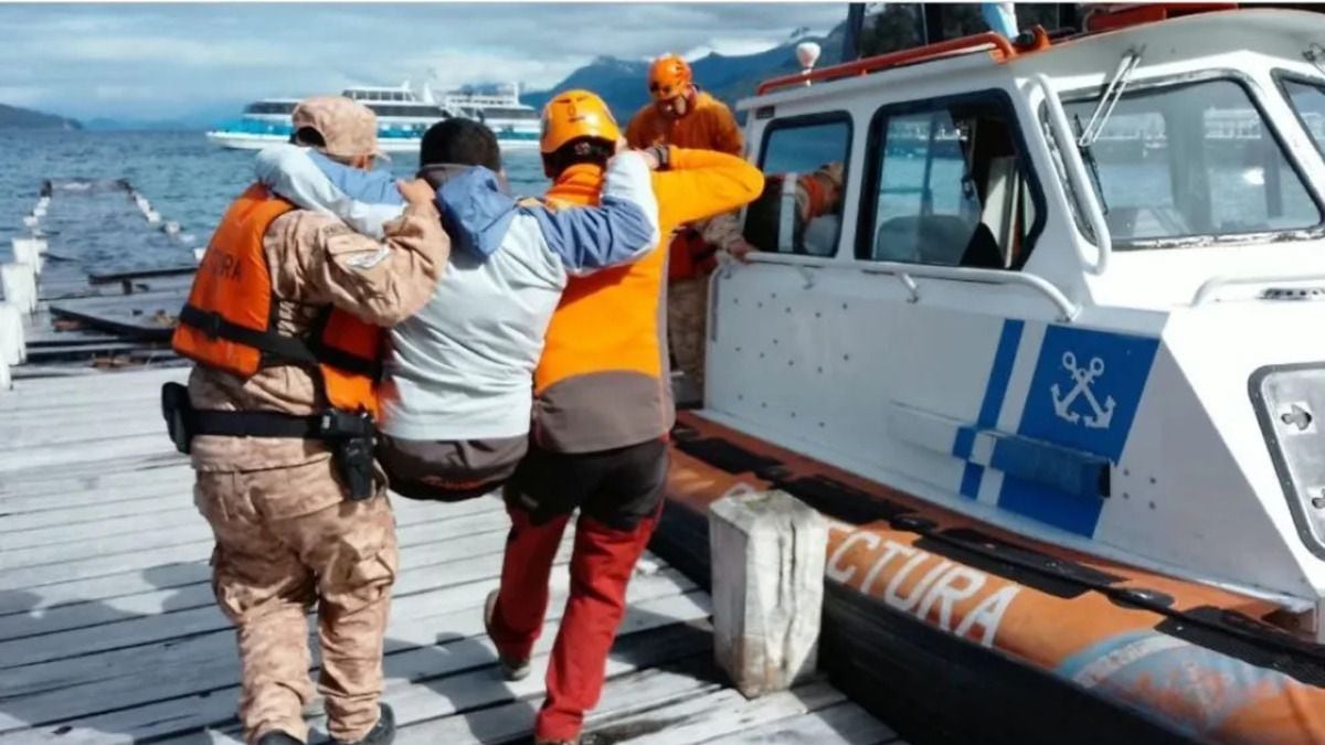 Una tarde de sábado que terminó en evacuación por agua en el sendero al Bosque de los Arrayanes