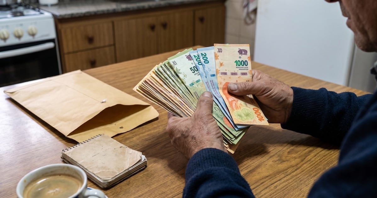 El peso de vivir a crédito: la mora ya alcanza a uno de cada cuatro deudores y suma 22 meses sin freno