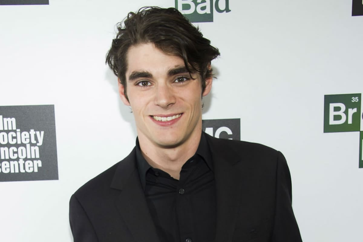 A los 34 años se fue RJ Mitte, el hijo de Breaking Bad que convirtió la parálisis cerebral en bandera de inclusión