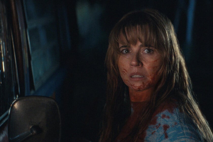 Pamela Voorhees tiene cara y voz propia: Linda Cardellini rescata a la madre de Jason en una serie que se anima a romper el mito