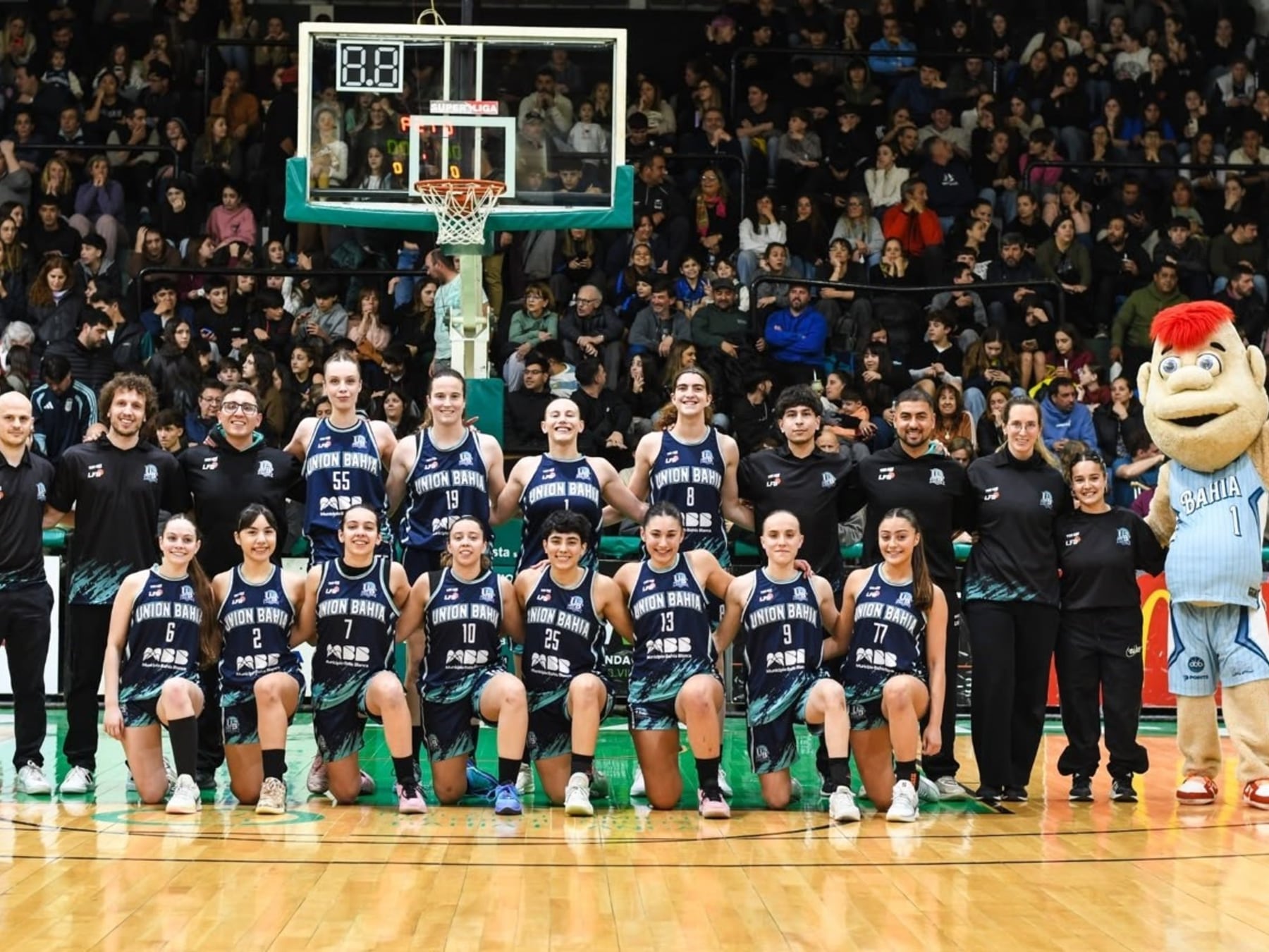 Bahía Blanca y el básquet: una historia de 41 años que ahora también es rosa
