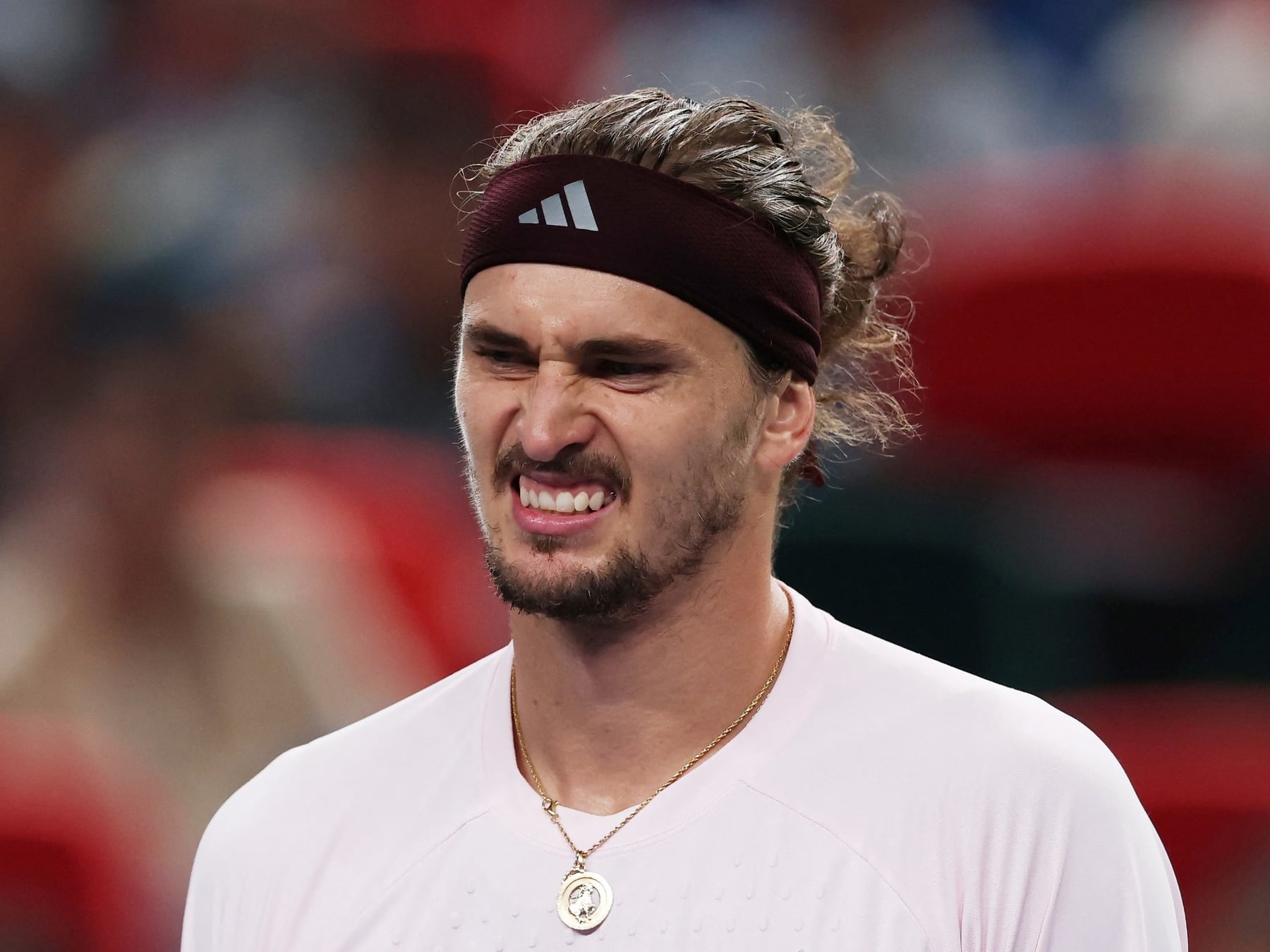 Shanghái tiene dueño español: Zverev se quedó sin batería y Davidovich Fokina lo mandó a descansar
