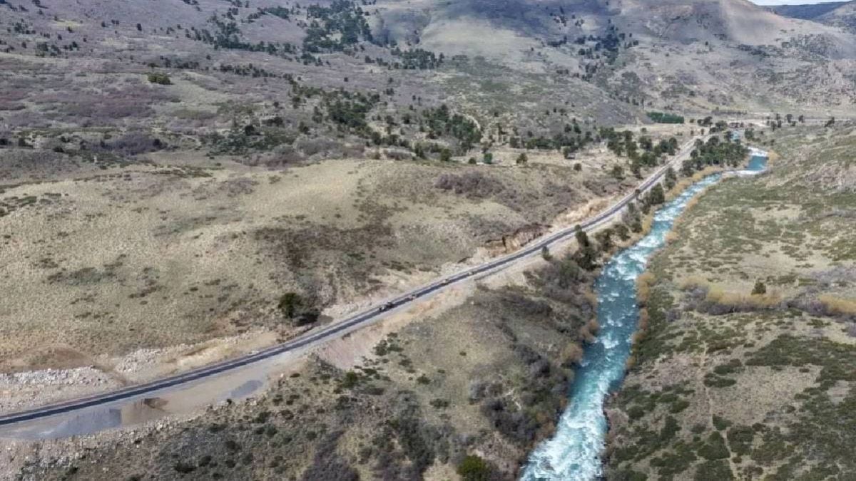 La Ruta 23 deja el ripio atrás: el asfalto entre Aluminé y Villa Pehuenia se estrena el 20 de enero
