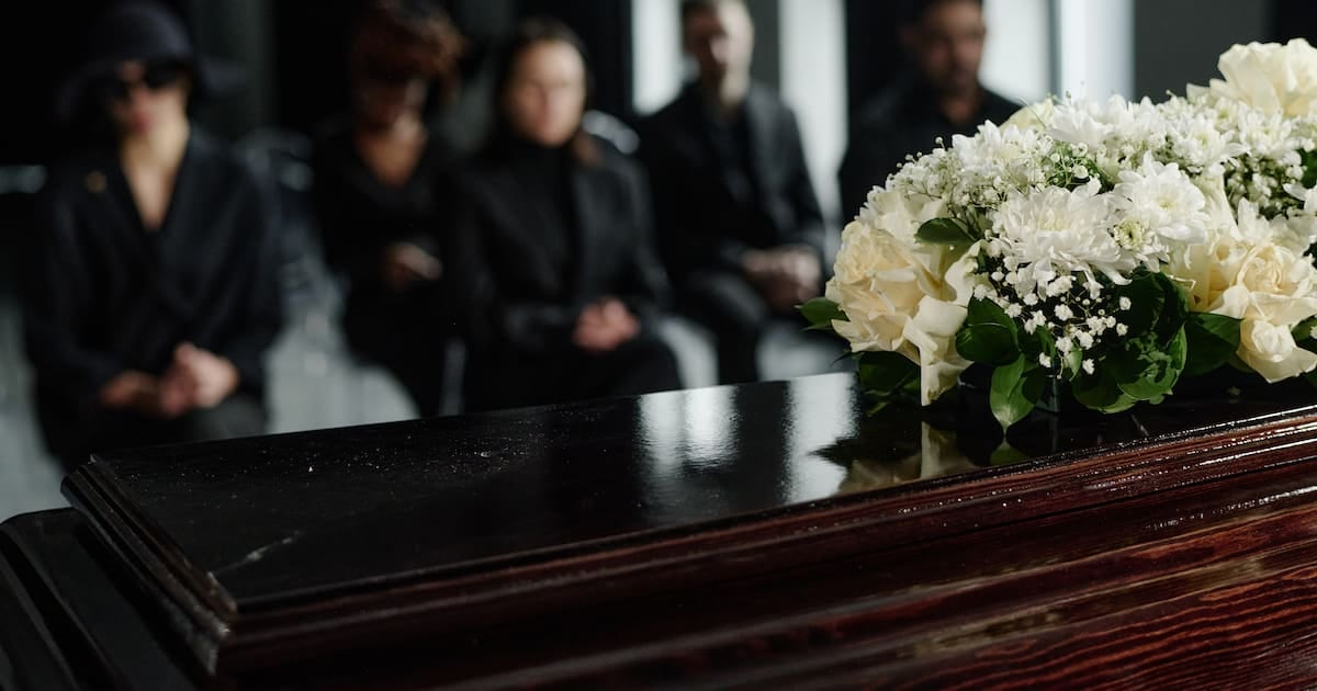 ANSES paga $15.000 para gastos funerarios: y plazos para cobrar