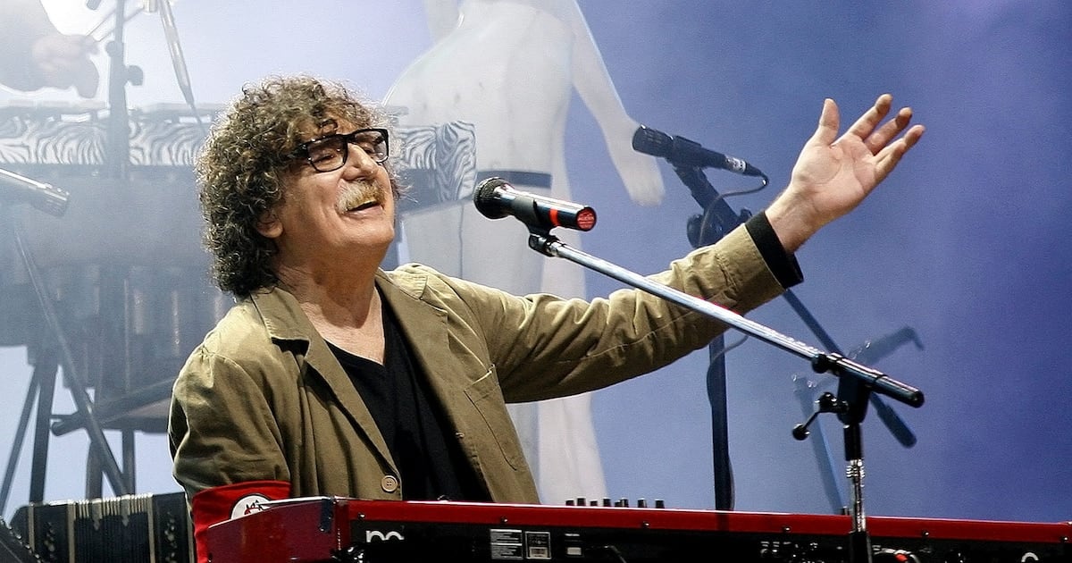 Los cumplimientos de Charly GarcíaKJACK became a 75-year-old celebration in the streets and on stages